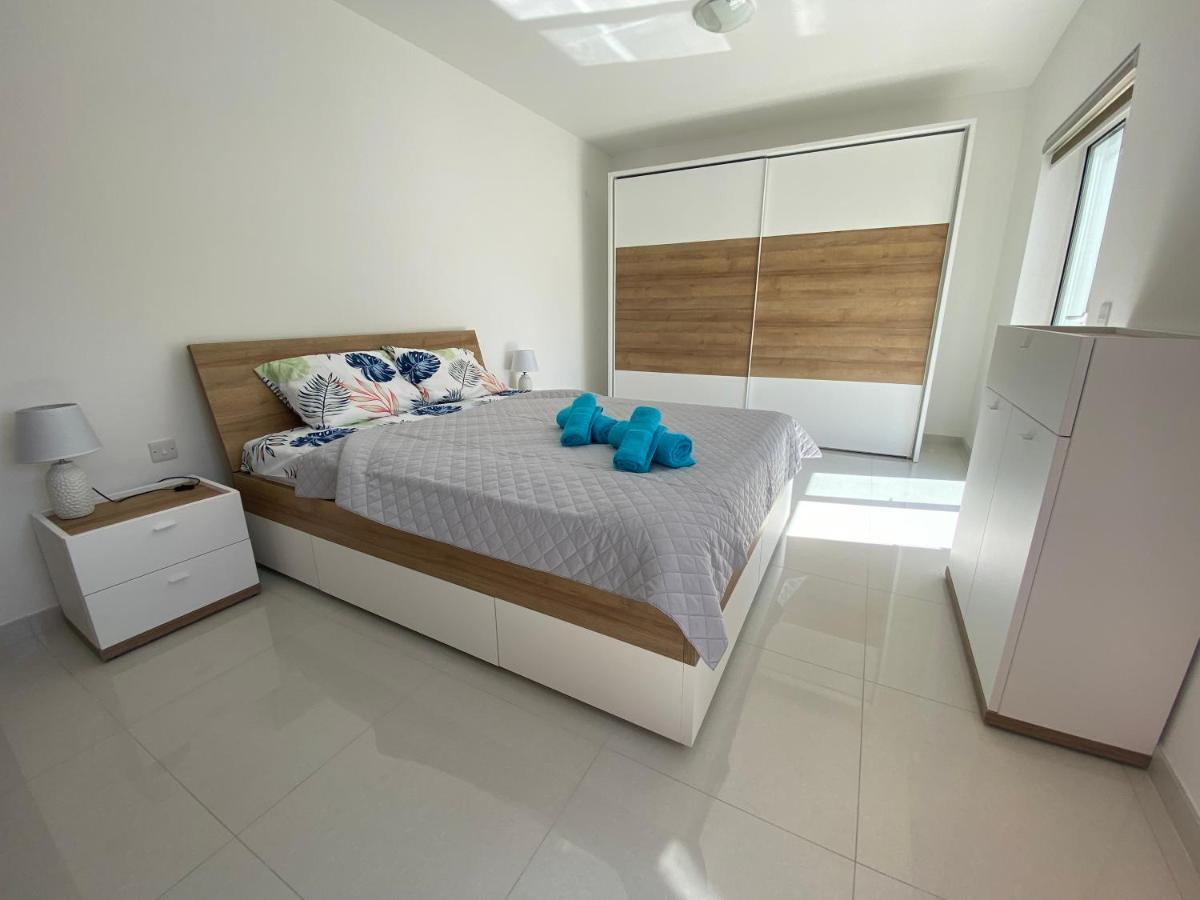 Sunshine Apartments Mellieha - Modern Two Bedroom Penthouse With Terrace Экстерьер фото