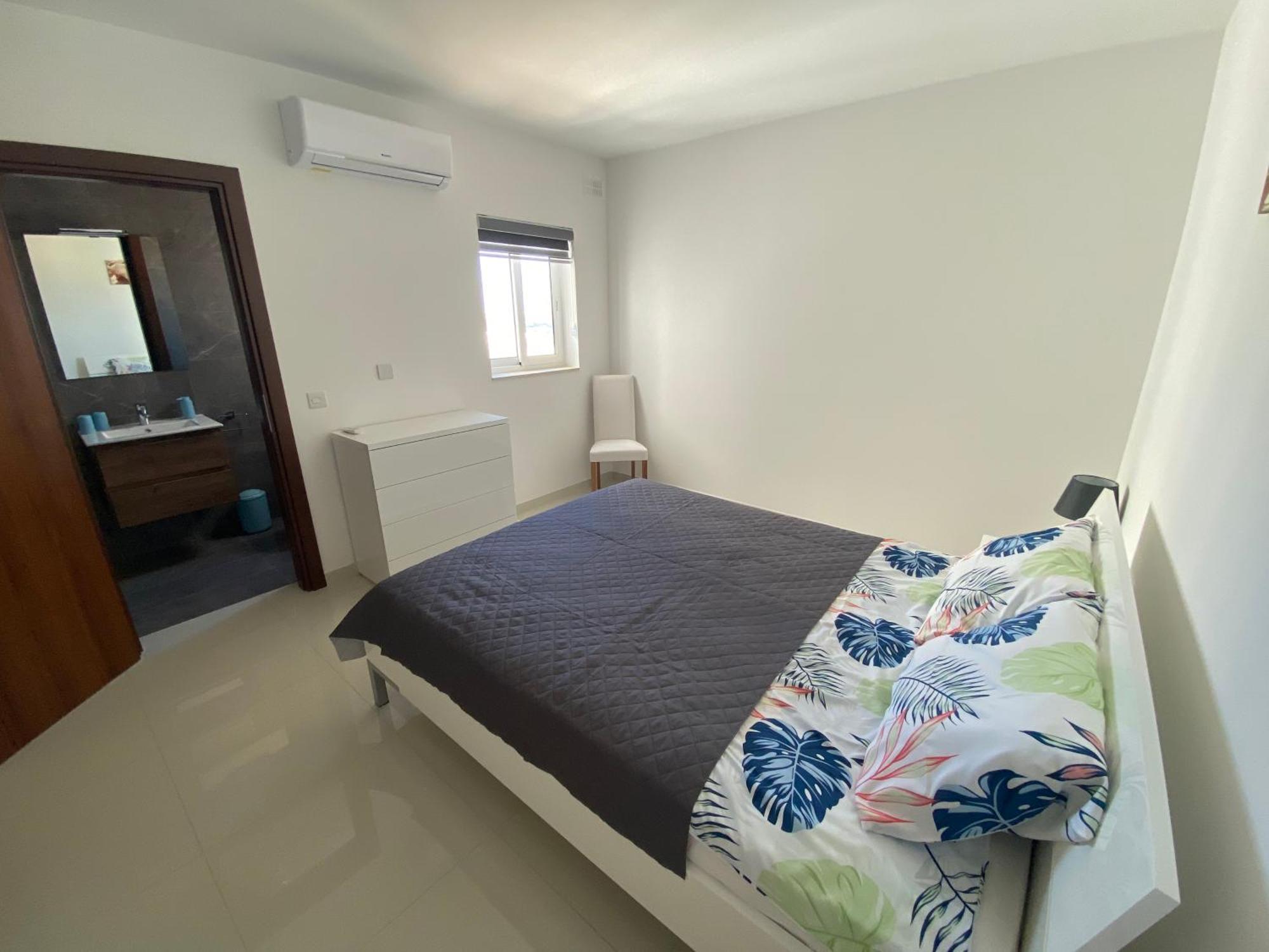 Sunshine Apartments Mellieha - Modern Two Bedroom Penthouse With Terrace Экстерьер фото